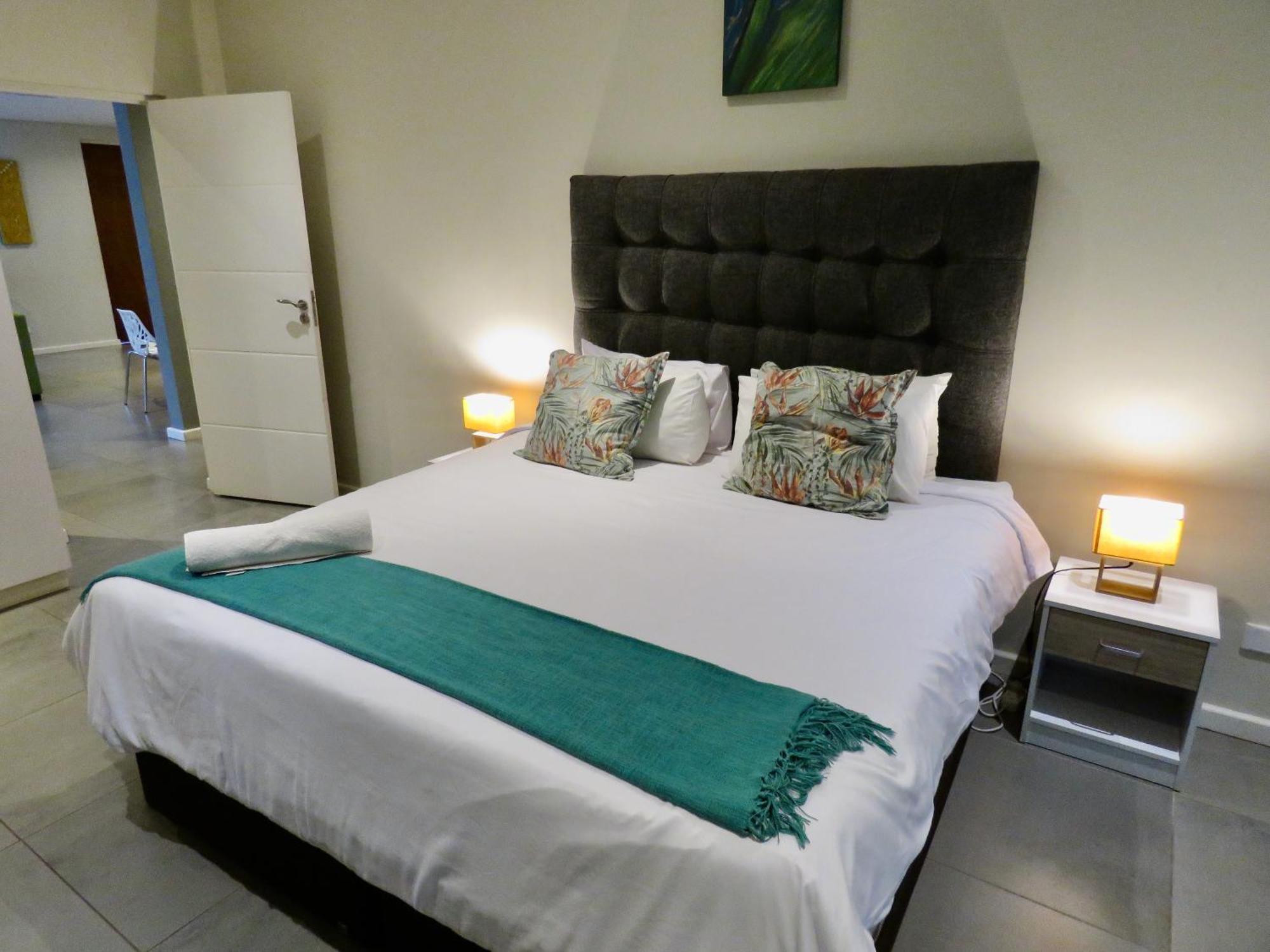 The Executive - Exclusive Self-Catering Apartments - 에즐위니 외부 사진