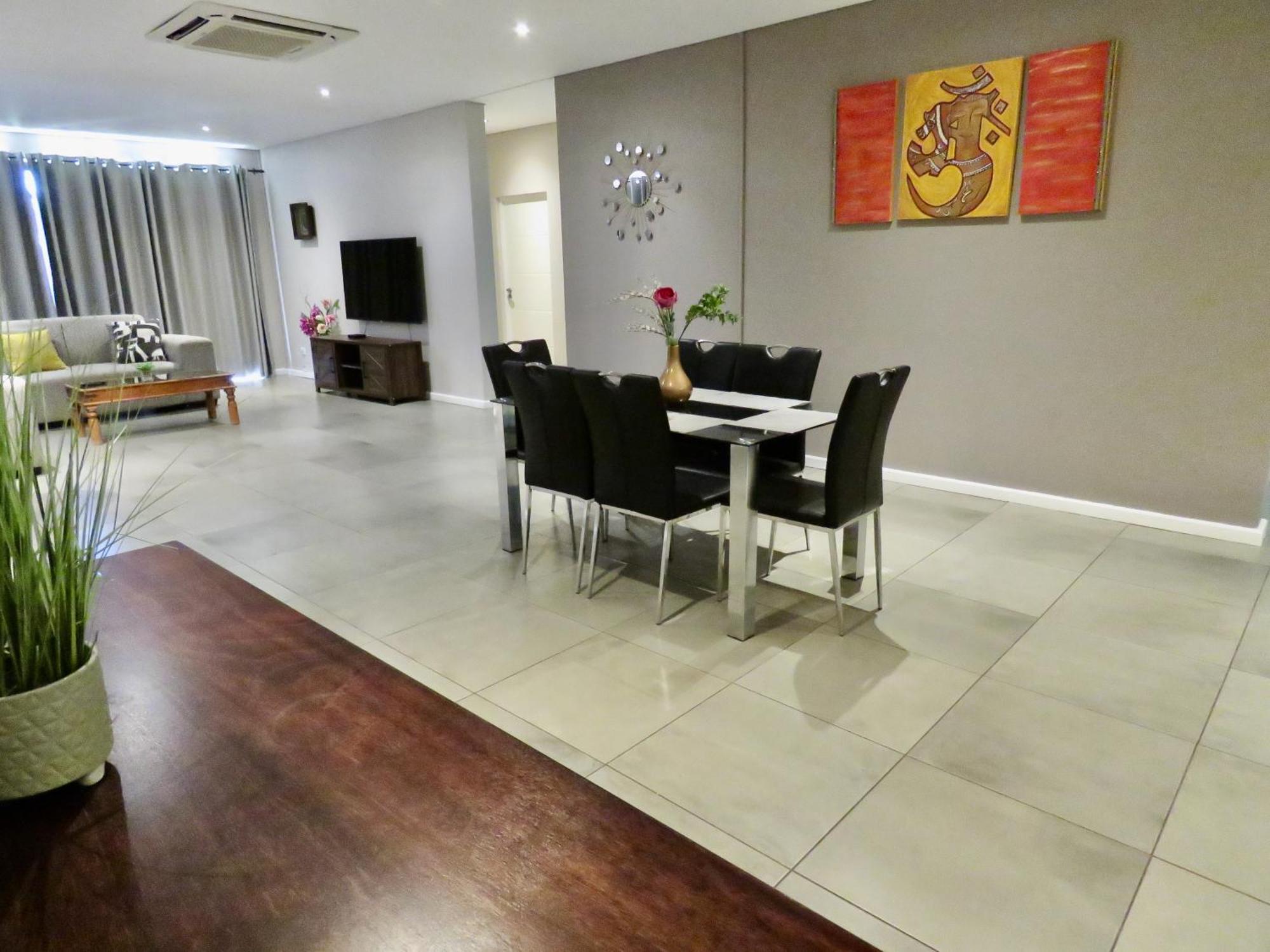 The Executive - Exclusive Self-Catering Apartments - 에즐위니 외부 사진